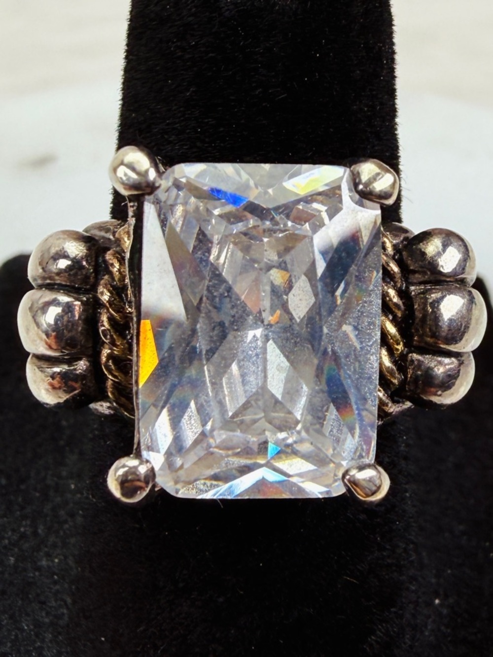 Gorgeous vintage Silvertone bling, size 6 3/4 ring